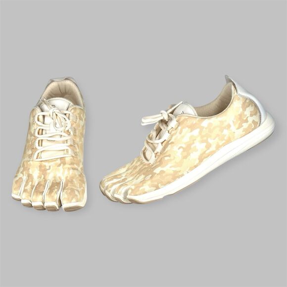 Peluva Shoes - Peluva Shoes Women’s Size 10.5 Strand Desert Camo Ivory Trainer PFWW30101